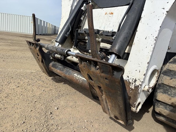 2017-bobcat-t650-image-9