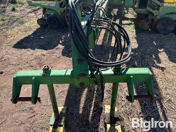 2000-john-deere-1770-image-9