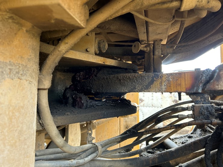 caterpillar-980g-image-27