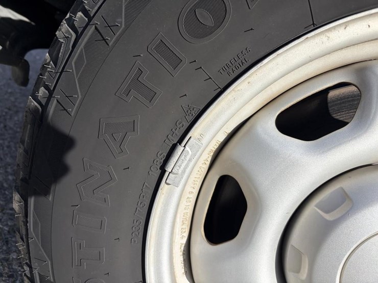 2013-ford-f150-image-25