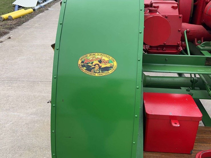 12-25-waterloo-boy-model-n-image-44