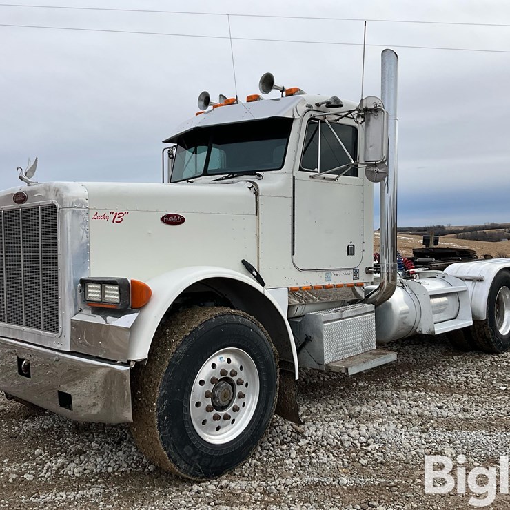 1995 PETERBILT 379