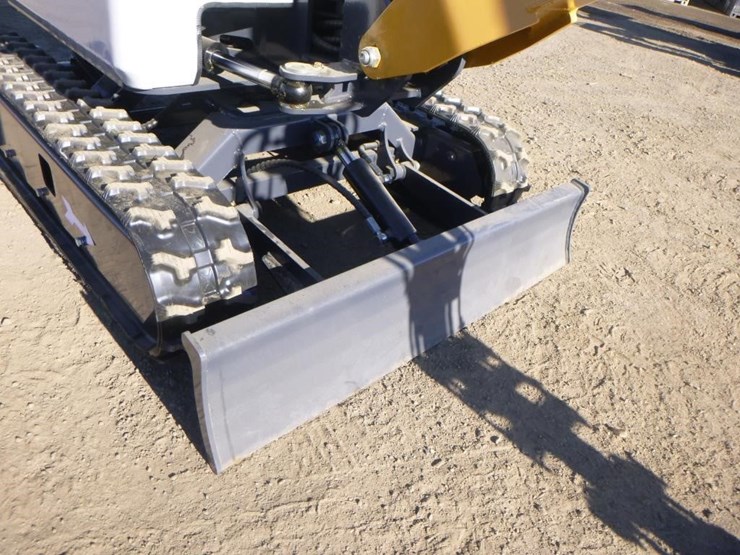 2025-sdlanch-sdle18p-hydraulic-excavator-image-16