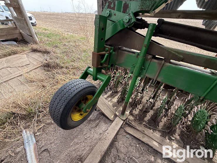 john-deere-400-image-10