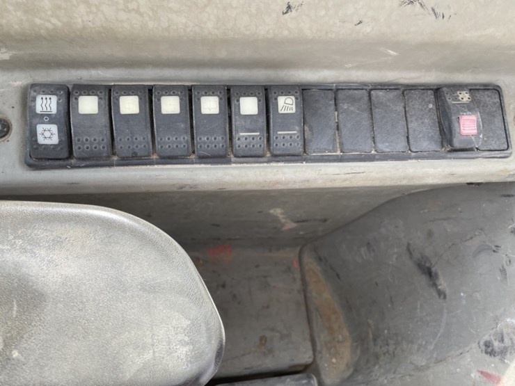 2006-caterpillar-th460b-image-19