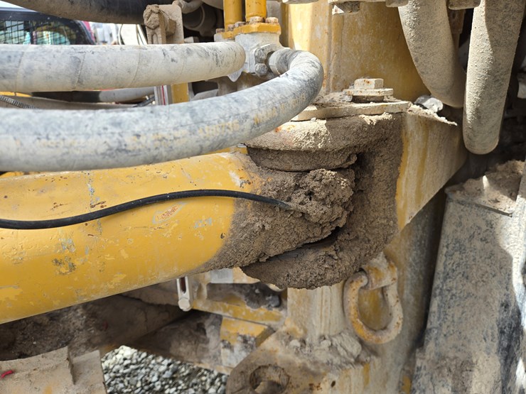 2001-caterpillar-988g-image-37