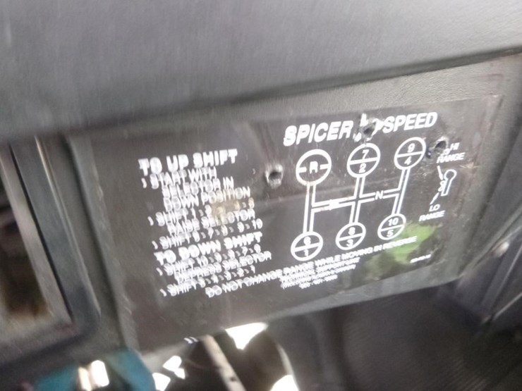 2002-international-4900-image-21