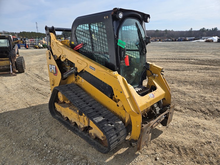 2019-caterpillar-259d3-image-7