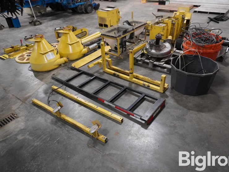 new-holland-tr88-image-7