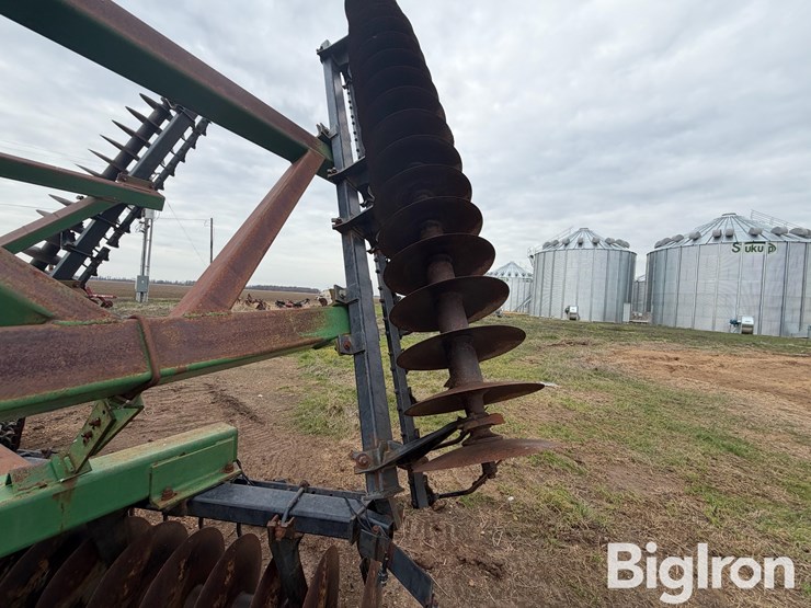 john-deere-630-image-16