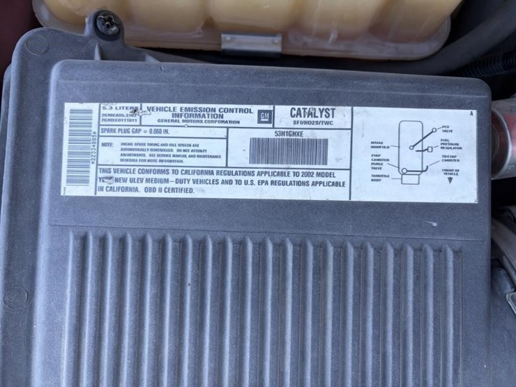 2002-chevrolet-silverado-1500-ls-image-8