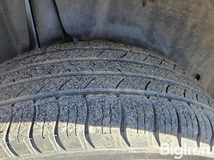 2017-chevrolet-equinox-lt-image-19