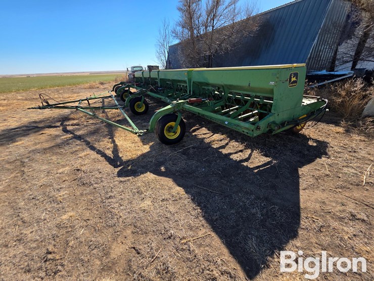 john-deere-9300-image-1