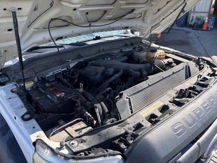 2016-ford-f550-image-7