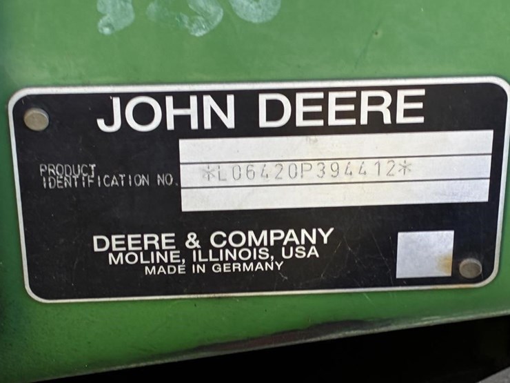 2004-john-deere-6420-image-30