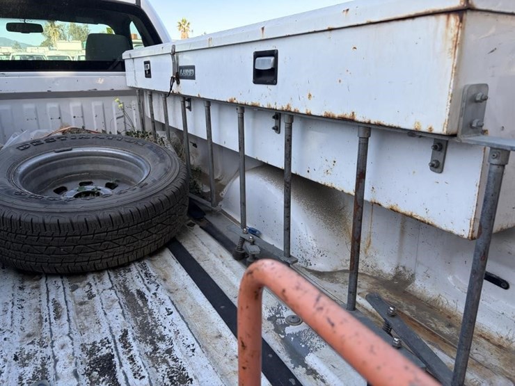 2014-ford-f150-image-28