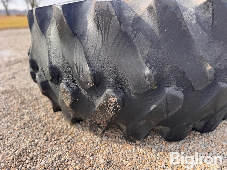 john-deere-8-image-10