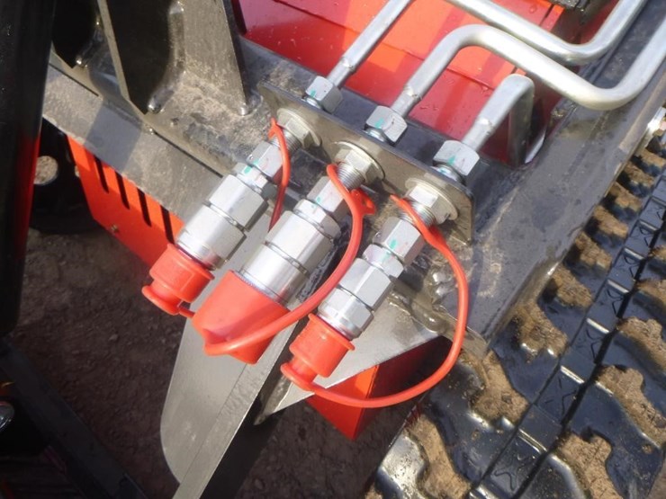 2026-sdlool-sl380-skid-steer-track-loader-image-11