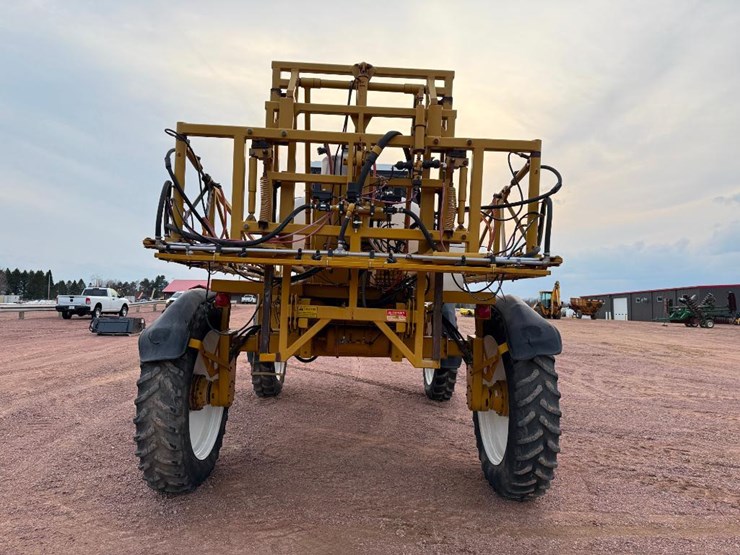 ag-chem-rogator-664-image-5