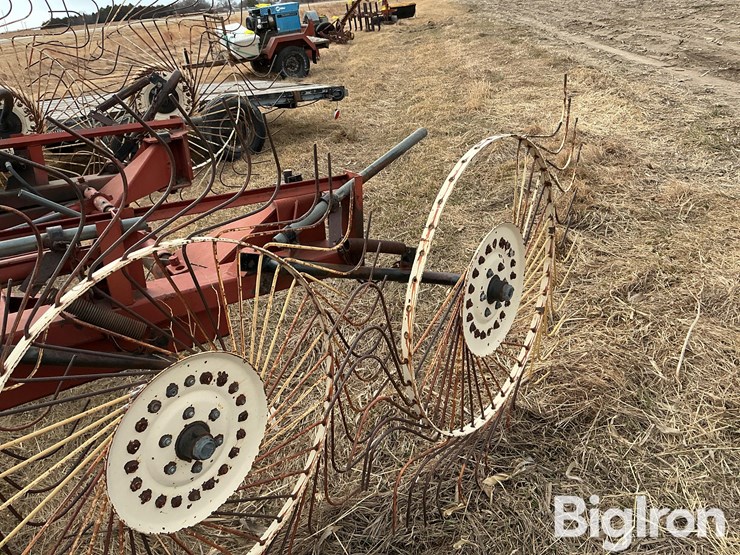 hesston-3991-image-18