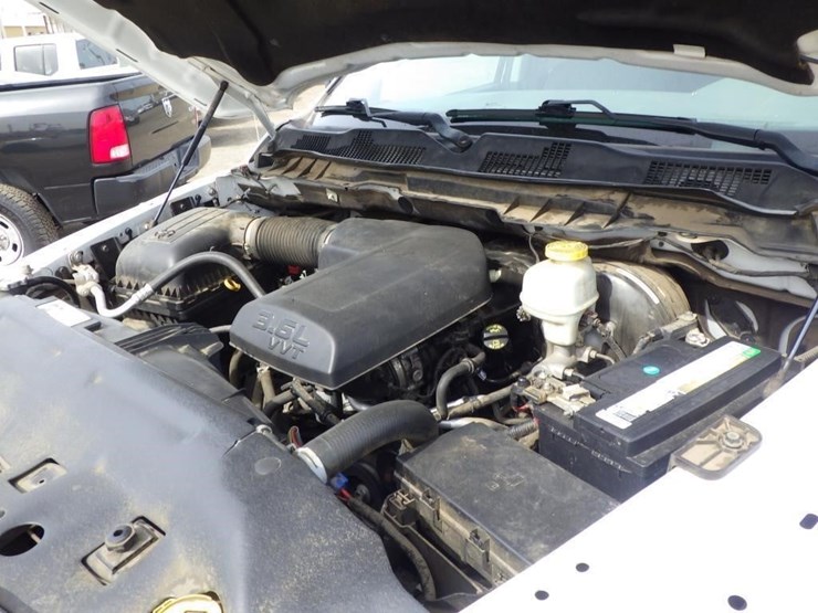 2017-dodge-1500-image-10