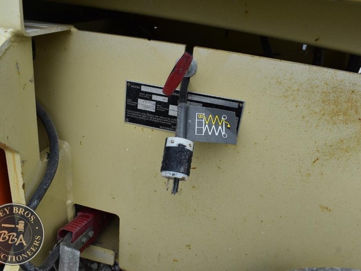 2015-jlg-2646es-image-9