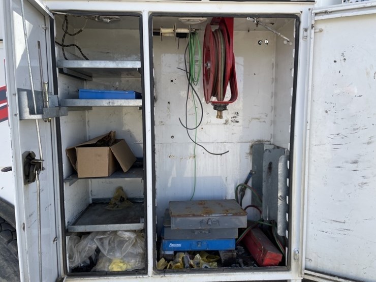 2007-kenworth-t300-image-24