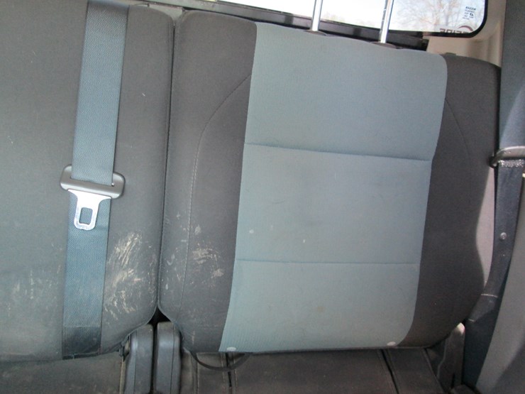 2004-nissan-titan-image-26