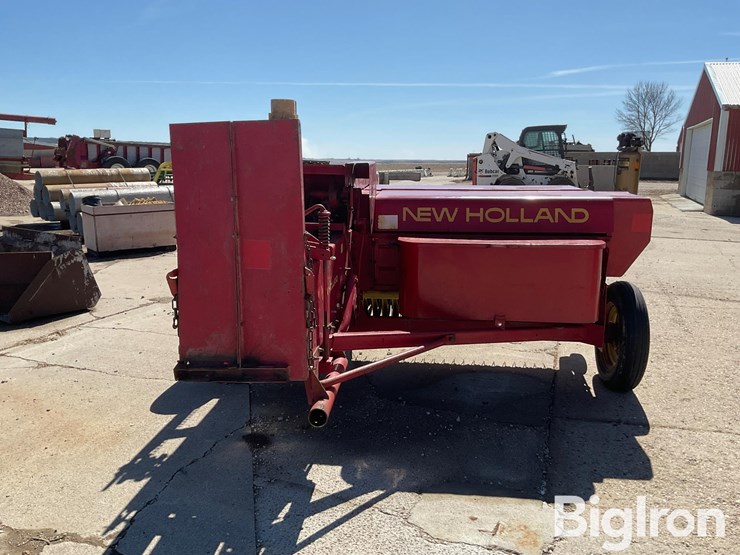 new-holland-275-image-6