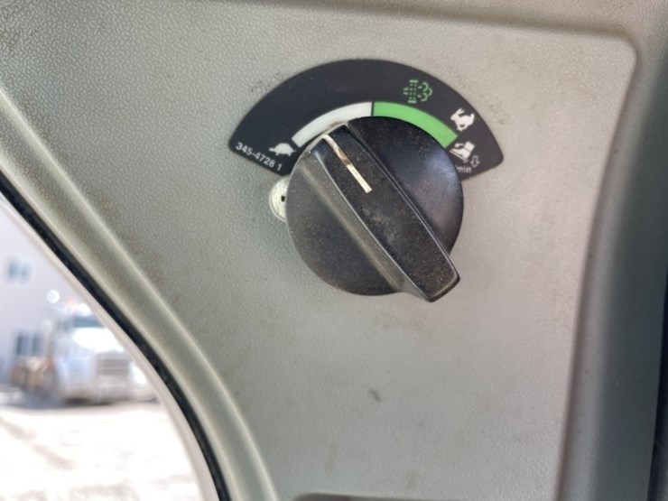 2013-caterpillar-279d-image-27