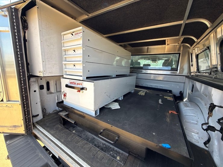 2017-ford-f250-xl-image-7