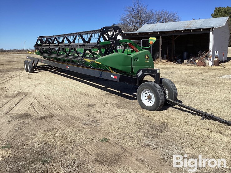 2017-john-deere-625f-image-1