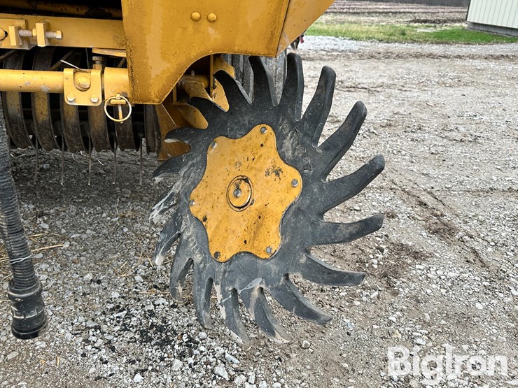 1997-vermeer-605-image-14