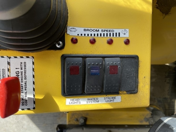 superior-broom-dt80j-image-24