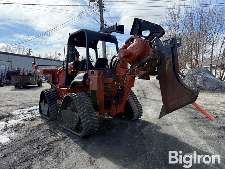 2012-ditch-witch-rt115-quad-image-7
