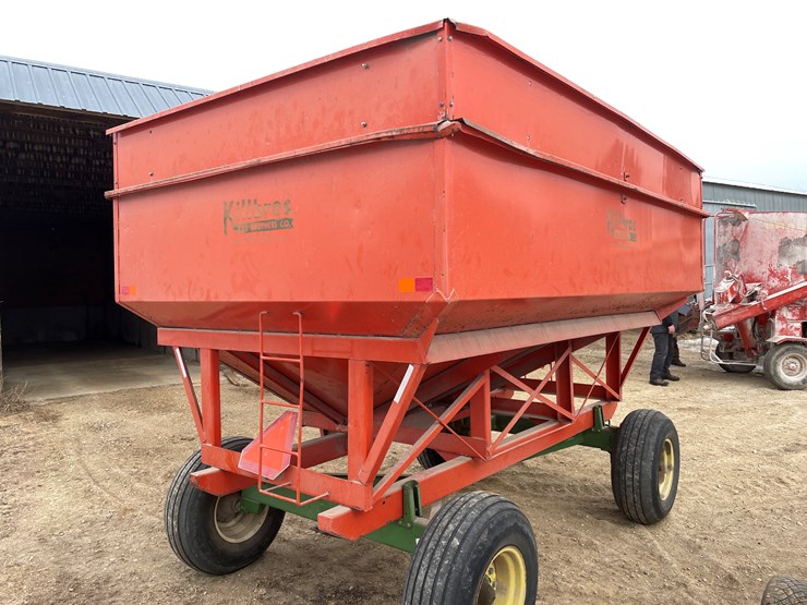 john-deere-1075-image-4