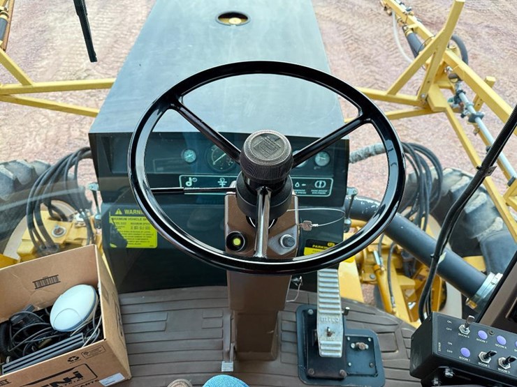 ag-chem-rogator-664-image-69