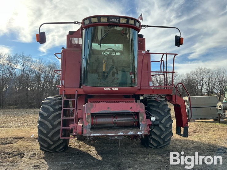 1997-case-ih-2188-image-2