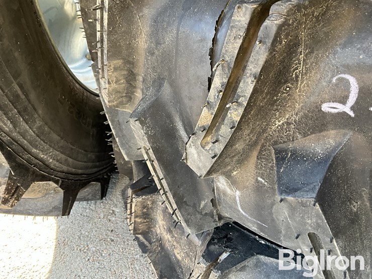 11r22.5-recapped-pivot-tires-&-rims-image-15