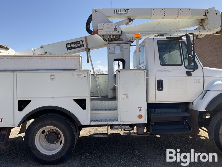 2003-international-7400-image-20