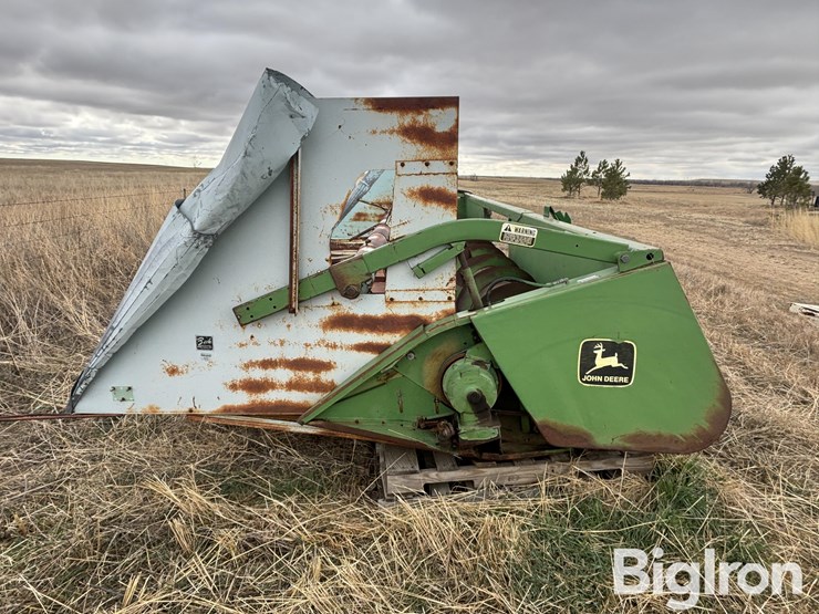 john-deere-24-image-8