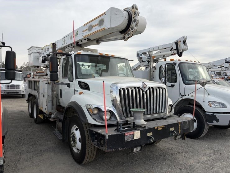 2013-international-workstar-7400-image-2