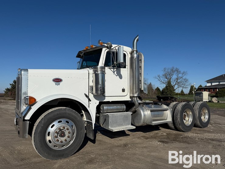 1997-peterbilt-378-image-1