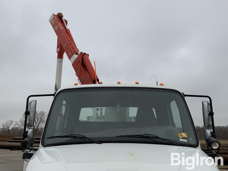 2016-freightliner-m2-106-image-20