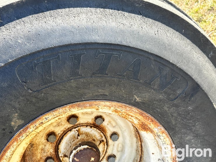 1975-allis-chalmers-7060-image-15