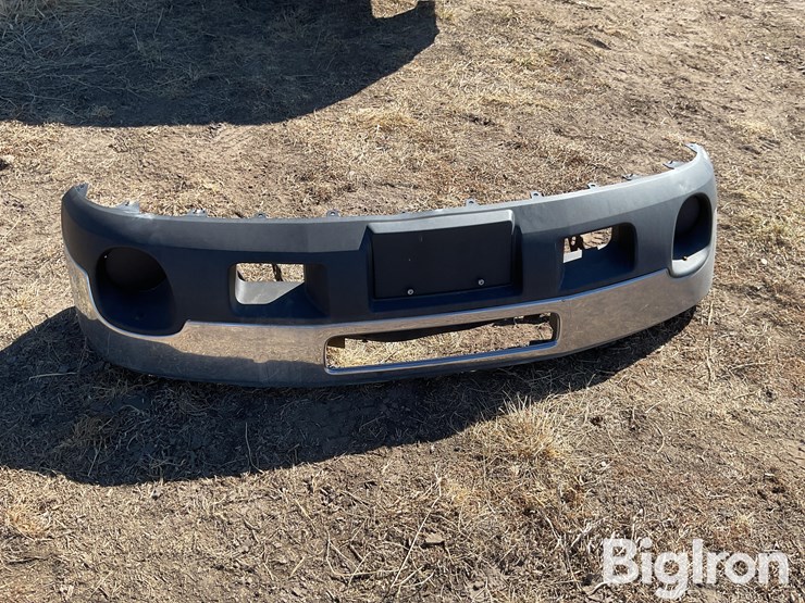 2013-gmc-3500-image-2