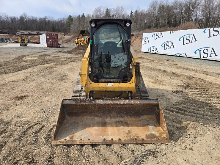 2017-caterpillar-239d-image-8