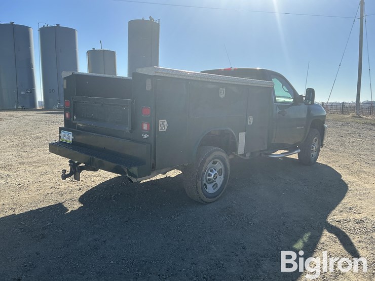 2011-chevrolet-k2500-image-5