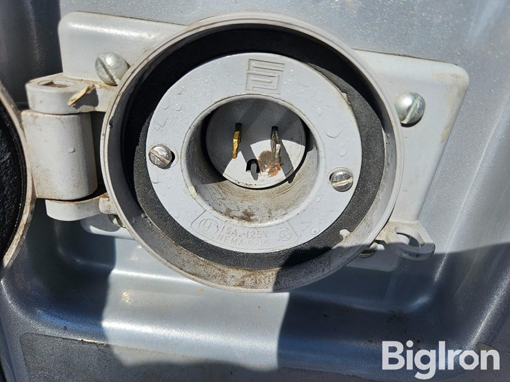 2016-jlg-20mvl-image-12