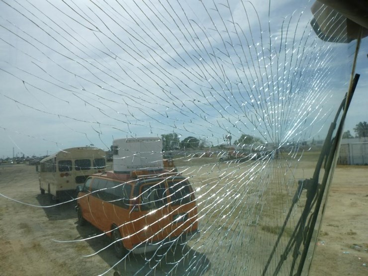 2004-caterpillar-924gz-image-9